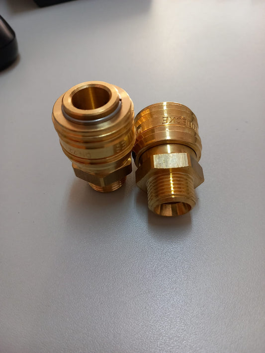 TOMADA RAPIDA  MACHO 3/8