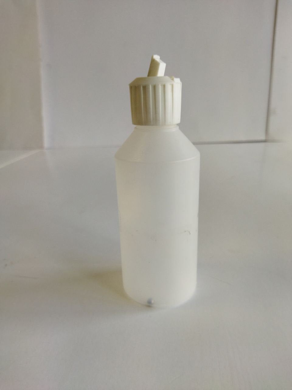 GARRAFA PLÁSTICA P/PINTURA 250ML