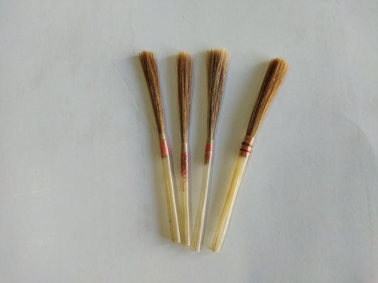 PINCEIS TRAÇO PENA PATO